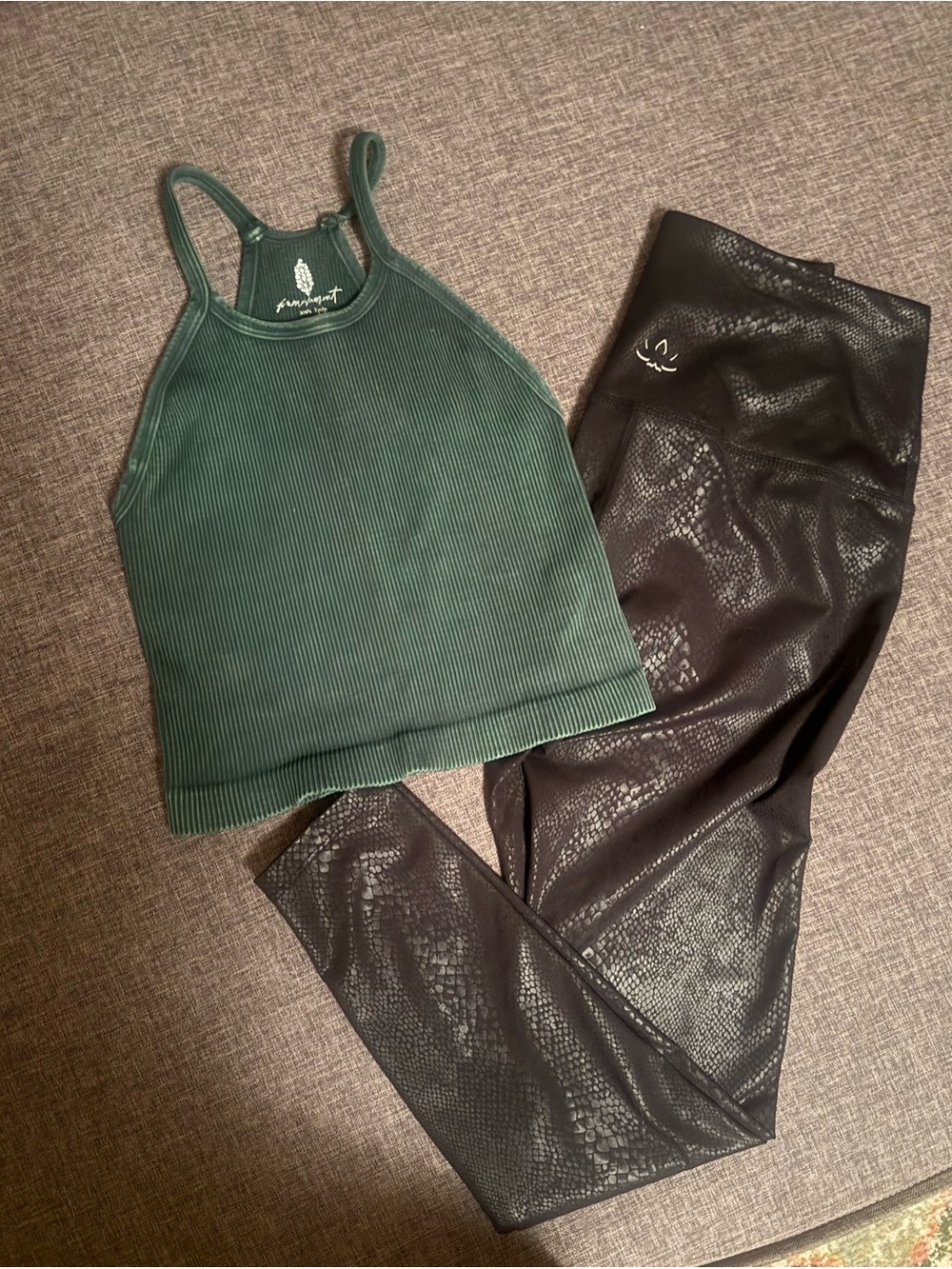 BEYOND YOGA PowerShine Viper High Waisted Midi Legging & FREE TOP